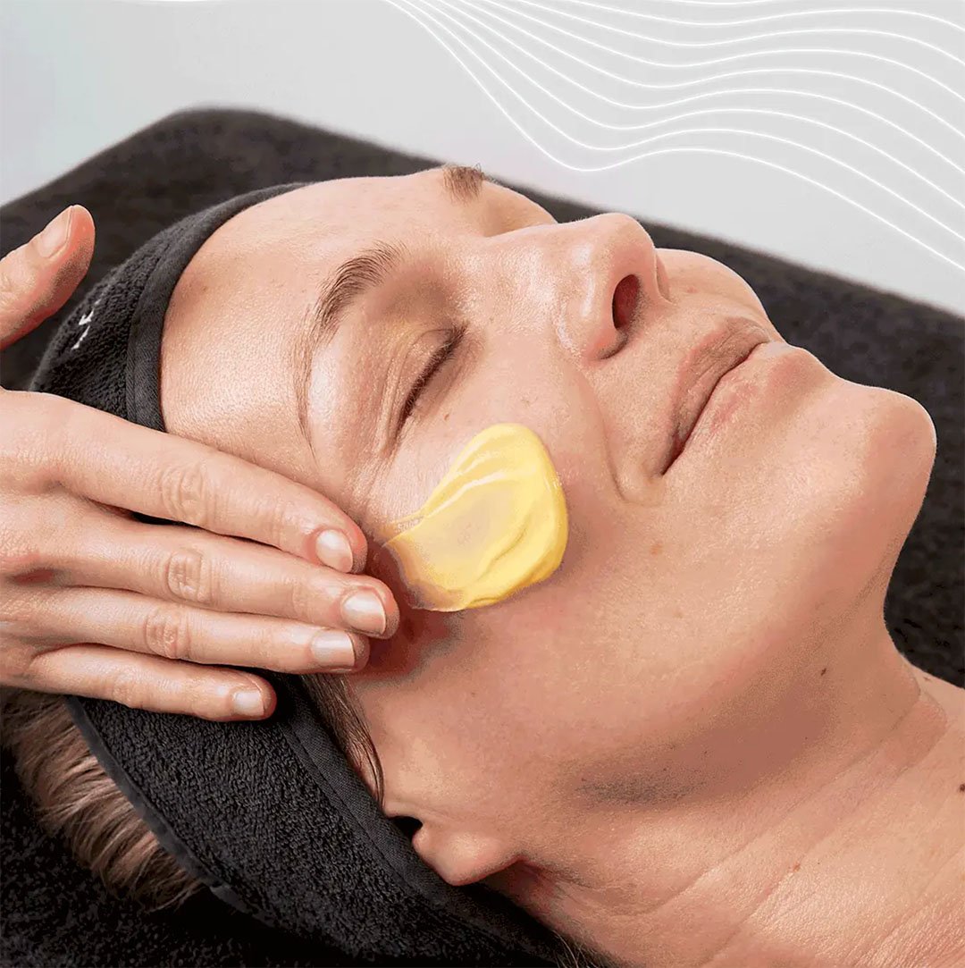 Medik8 Crystal Retinal Age-Defying Facial